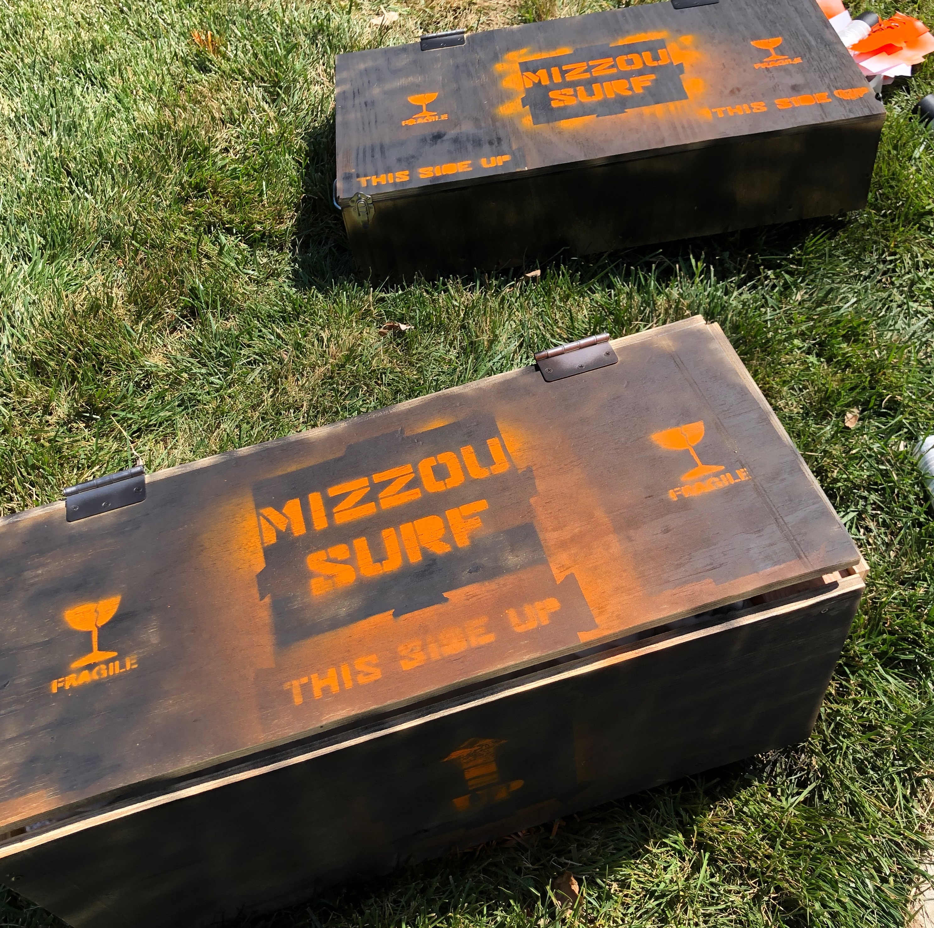 crates